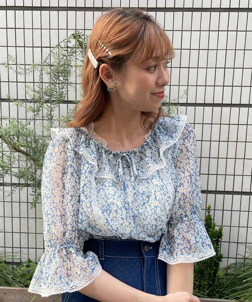 MAJESTIC LEGON（マジェスティックレゴン）の「ガーリーパターンフリルブラウス（シャツ/ブラウス・レディース・ブラック系その他/イエロー系その他/ホワイト系その他2/ブルー系その他2・SMALL/MEDIUM）」の8枚目の写真