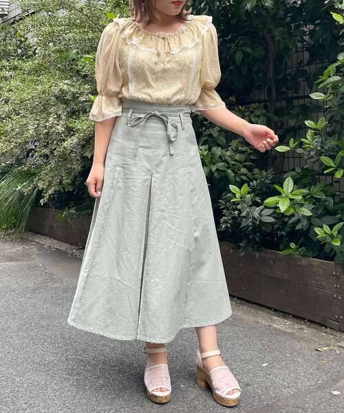 MAJESTIC LEGON（マジェスティックレゴン）の「ガーリーパターンフリルブラウス（シャツ/ブラウス・レディース・ブラック系その他/イエロー系その他/ホワイト系その他2/ブルー系その他2・SMALL/MEDIUM）」の20枚目の写真