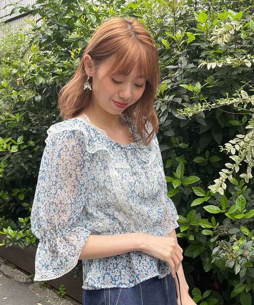 MAJESTIC LEGON（マジェスティックレゴン）の「ガーリーパターンフリルブラウス（シャツ/ブラウス・レディース・ブラック系その他/イエロー系その他/ホワイト系その他2/ブルー系その他2・SMALL/MEDIUM）」の14枚目の写真