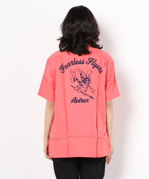 AVIREX（アヴィレックス）の「AVIREX/ アヴィレックス　ボーリングシャツ フィアレス フライヤーズ/BOWLING SHIRT FEARLESS FLYERS（シャツ/ブラウス・レディース・サンドベージュ/サックスブルー/ピンク・X-LARGE/LARGE/MEDIUM）」の3枚目の写真