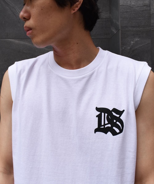 DOUBLE STEAL（ダブルスティール）の「DS One Point スリーブレスTシャツ（タンクトップ・メンズ・ホワイト/ブラック・MEDIUM/LARGE/X-LARGE）」の12枚目の写真