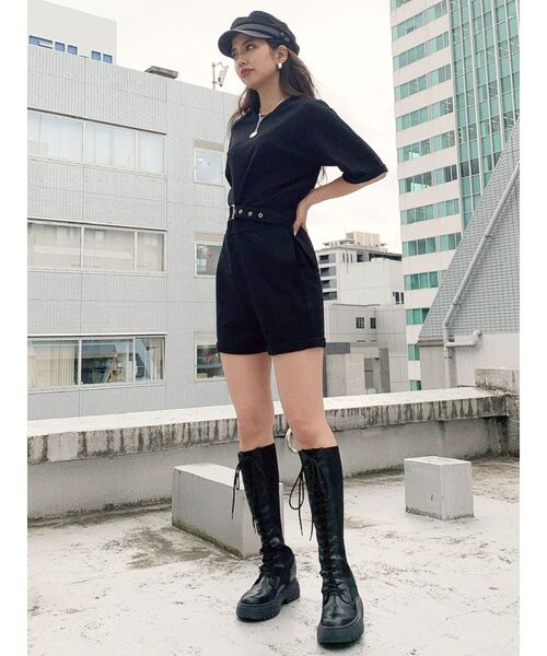 GYDA(ジェイダ)の「ベルト付キハーフスリーブカットロンパース(サロペット/オーバーオール・レディース・ブラック/ベージュ・FREE)」の3枚目の写真