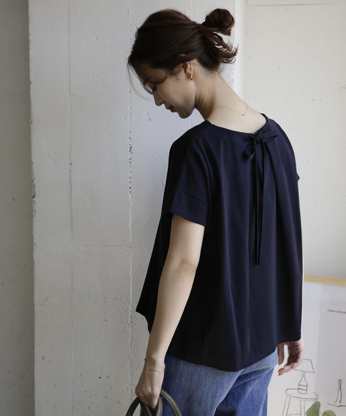 美品 ヨリ ヘムフレア リコット カットソー バックリボン ネイビー F URBAN RESEARCH DOORS（アーバンリサーチドアーズ）の「バックリボン