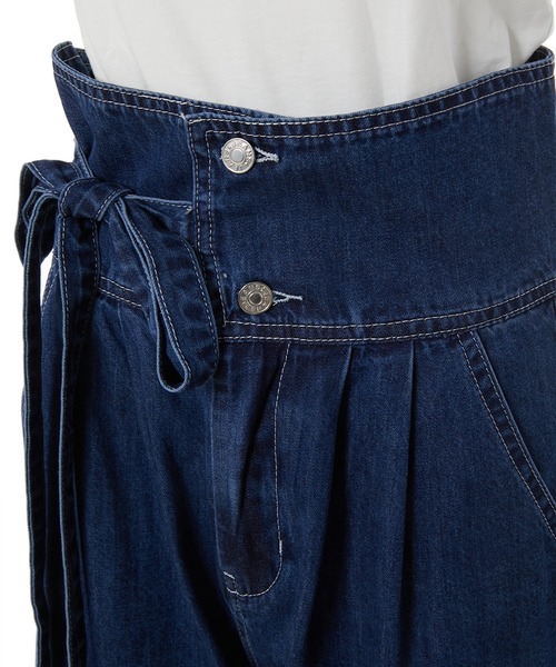 fifth calin（フィフスカラン）の「ウエストリボンハイウエストデニム（デニムパンツ・レディース・ブルー・SMALL/MEDIUM/LARGE）」の7枚目の写真