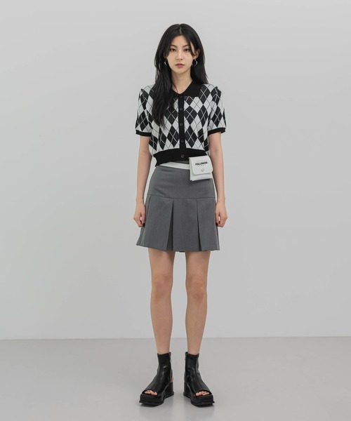 FOLLOWIN（フォロウィン）の「アーガイルチェックニット半袖カーディガン（カーディガン/ボレロ・レディース・ブラック/パープル/グレー/ベージュ/ネイビー・FREE）」の8枚目の写真