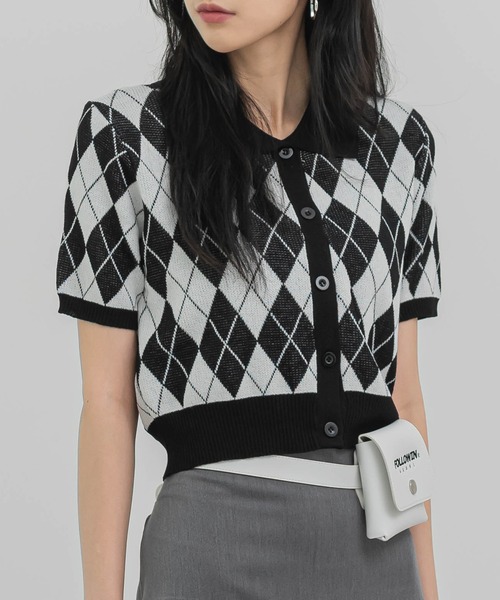 FOLLOWIN（フォロウィン）の「アーガイルチェックニット半袖カーディガン（カーディガン/ボレロ・レディース・ブラック/パープル/グレー/ベージュ/ネイビー・FREE）」の18枚目の写真