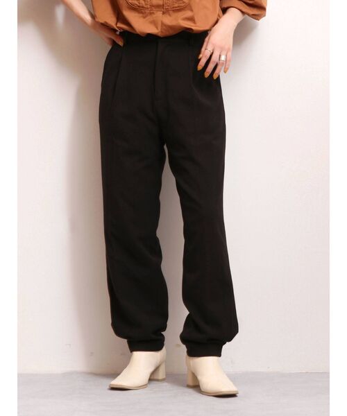 Ungrid（アングリッド）の「タックツイルパンツ（その他パンツ・レディース・ブラック/ベージュ・SMALL/MEDIUM）」の2枚目の写真