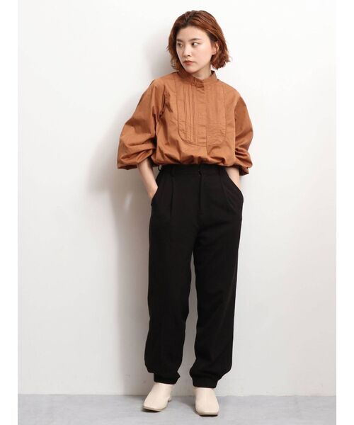 Ungrid（アングリッド）の「タックツイルパンツ（その他パンツ・レディース・ブラック/ベージュ・SMALL/MEDIUM）」の7枚目の写真