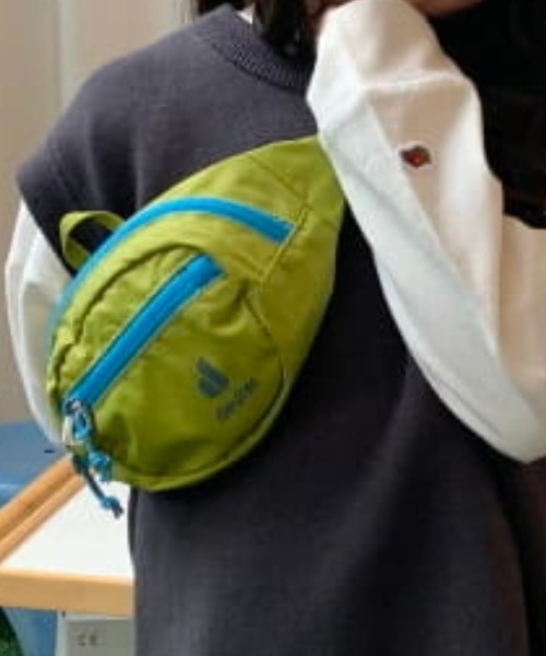 こども ビームス（コドモビームス）の「deuter / Junior Belt 21（ボディバッグ/ウエストポーチ・キッズ・レッド/グリーン/ロイヤルブルー/バイオレット・ONE SIZE）」の3枚目の写真