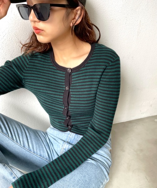 SHAGGIE（シャギー）の「マルチボーダーニットカーディガン（カーディガン/ボレロ・レディース・ブラック/グリーン/マスタード・FREE）」の5枚目の写真