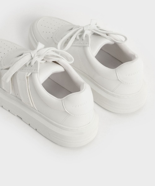 CHARLES & KEITH（チャールズ & キース）の「レースアップ ベルクロスニーカー / Lace-Up Velcro Sneakers（スニーカー・レディース・ホワイト/グリーン/アイボリー/ブラック・25.5cm/23cm/24.5cm/25cm/22.5cm/23.5cm）」の10枚目の写真
