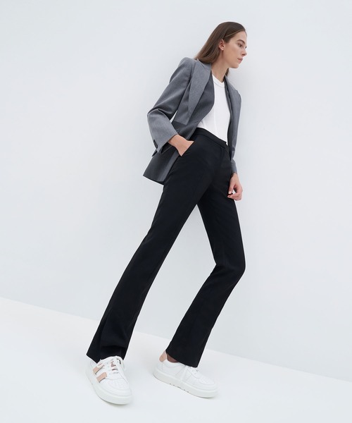 CHARLES & KEITH（チャールズ & キース）の「レースアップ ベルクロスニーカー / Lace-Up Velcro Sneakers（スニーカー・レディース・ホワイト/グリーン/アイボリー/ブラック・25.5cm/23cm/24.5cm/25cm/22.5cm/23.5cm）」の20枚目の写真