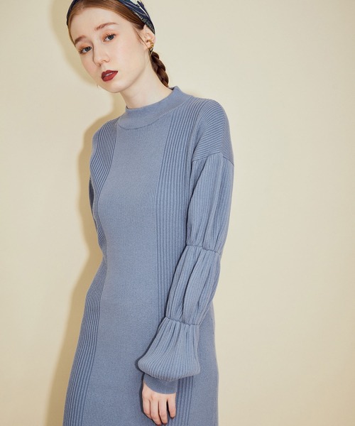 MADEMOISELLE ROPE'(マドモアゼル ロペ)の「パフスリーブウエストシェイプニットワンピース(ワンピース・レディース・オフホワイト/ブルー系その他4・38)」の18枚目の写真