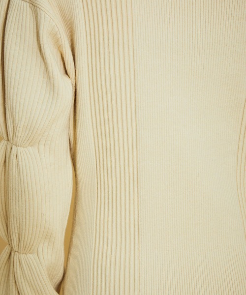 MADEMOISELLE ROPE'(マドモアゼル ロペ)の「パフスリーブウエストシェイプニットワンピース(ワンピース・レディース・オフホワイト/ブルー系その他4・38)」の10枚目の写真