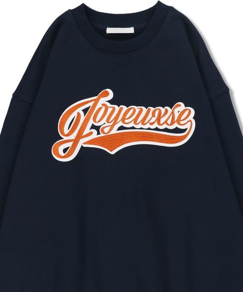 SPINNS（スピンズ）の「【ゆったりシルエット】裏起毛 刺繍ロゴスウェット（スウェット・レディース・ダークパープル/ダークグリーン/ネイビー/オフホワイト・ONESIZE）」の17枚目の写真