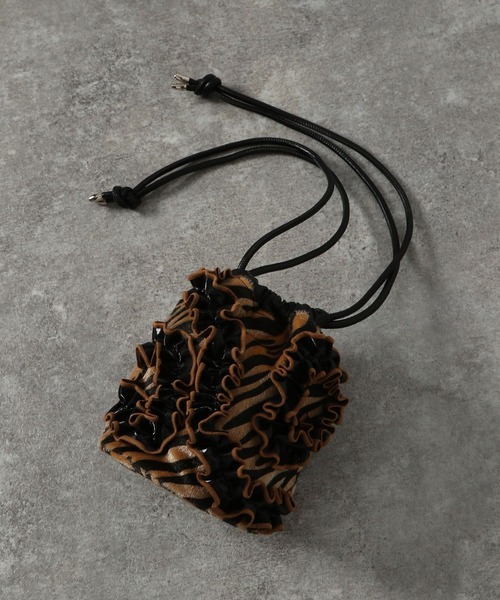 JEANASIS（ジーナシス）の「メロウフリルキンチャク/229281（ハンドバッグ・レディース・ブラック/イエロー系その他/ゼブラ・FREE）」の14枚目の写真