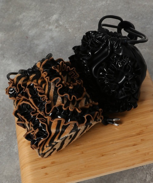 JEANASIS（ジーナシス）の「メロウフリルキンチャク/229281（ハンドバッグ・レディース・ブラック/イエロー系その他/ゼブラ・FREE）」の10枚目の写真