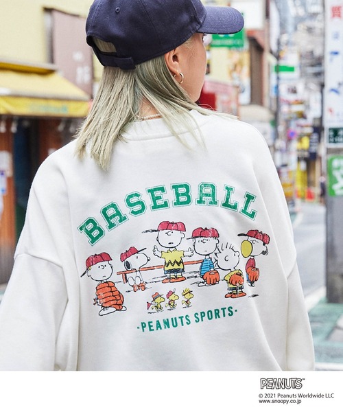 Tom＆Jerry（トムアンドジェリー）の「レトロアメコミ 別注 アソートデザイン オーバーサイズ裏毛プルオーバースウェット（スウェット・メンズ・ホワイト系1/ホワイト系2/ホワイト系3/ホワイト系4/ホワイト系5/ホワイト系6/ライトグレー系1/ライトグレー系2/ライトグレー系3/ライトグレー系4/ライトグレー系5/グレー系3/グレー系4/グレー系5/グレー系6/グリーン系1/グリーン系2/グリーン系6・M/L）」の3枚目の写真