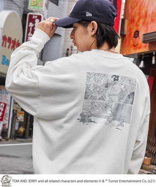 Tom＆Jerry（トムアンドジェリー）の「レトロアメコミ 別注 アソートデザイン オーバーサイズ裏毛プルオーバースウェット（スウェット・メンズ・ホワイト系1/ホワイト系2/ホワイト系3/ホワイト系4/ホワイト系5/ホワイト系6/ライトグレー系1/ライトグレー系2/ライトグレー系3/ライトグレー系4/ライトグレー系5/グレー系3/グレー系4/グレー系5/グレー系6/グリーン系1/グリーン系2/グリーン系6・M/L）」の5枚目の写真