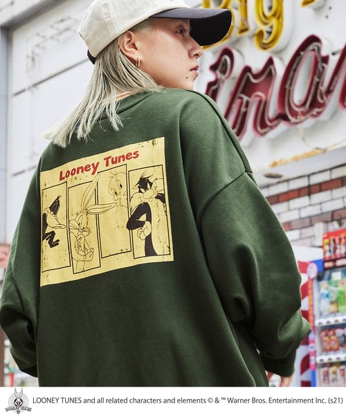 Tom＆Jerry（トムアンドジェリー）の「レトロアメコミ 別注 アソートデザイン オーバーサイズ裏毛プルオーバースウェット（スウェット・メンズ・ホワイト系1/ホワイト系2/ホワイト系3/ホワイト系4/ホワイト系5/ホワイト系6/ライトグレー系1/ライトグレー系2/ライトグレー系3/ライトグレー系4/ライトグレー系5/グレー系3/グレー系4/グレー系5/グレー系6/グリーン系1/グリーン系2/グリーン系6・M/L）」の18枚目の写真