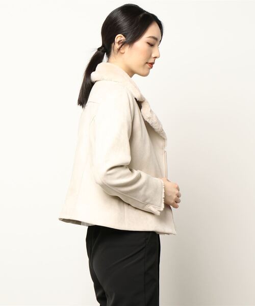 Rewde(ルゥデ)の「フェイクムートンジャケット(1R24-09027)(その他アウター・レディース・ベージュ/モカ・S/L/M)」の4枚目の写真