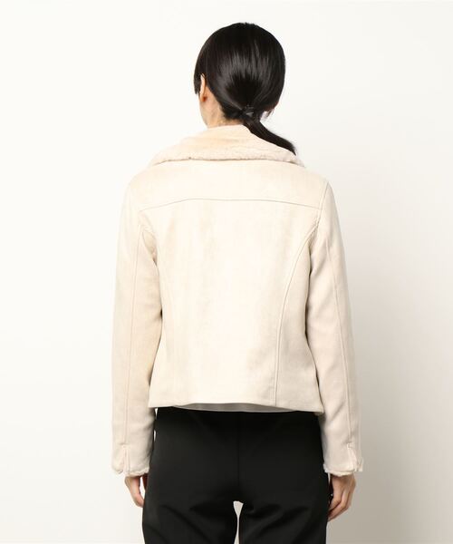 Rewde(ルゥデ)の「フェイクムートンジャケット(1R24-09027)(その他アウター・レディース・ベージュ/モカ・S/L/M)」の3枚目の写真