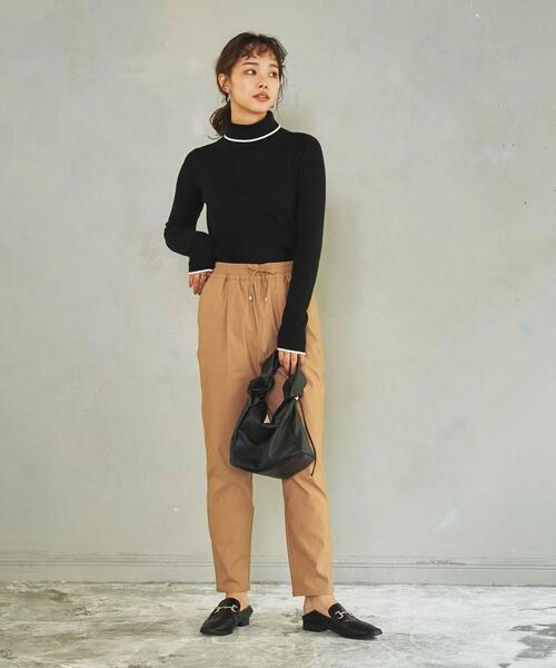 coen(コーエン)の「ハシカラーリブタートル(WEB限定カラー)(ニット/セーター・レディース・ダークグリーン/ダークグレー/ケリー/イエロー/ブラック/オフホワイト/ベージュ・M/L)」の18枚目の写真