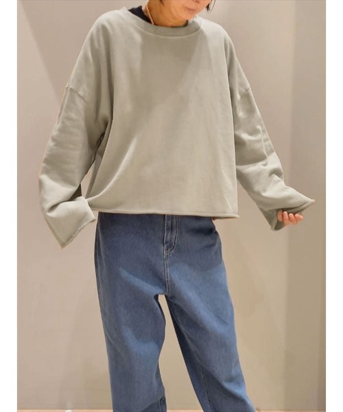 Samansa Mos2(サマンサ モスモス)の「ピグメント加工裏毛バックロゴ刺繍スウェット(スウェット・レディース・グリーン/ネイビー/ピンク/ブラウン/ベージュ/マスタード・フリ-)」の2枚目の写真