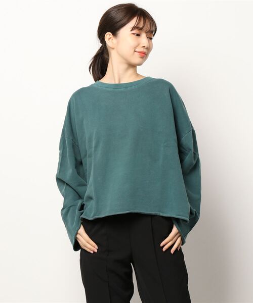 Samansa Mos2(サマンサ モスモス)の「ピグメント加工裏毛バックロゴ刺繍スウェット(スウェット・レディース・グリーン/ネイビー/ピンク/ブラウン/ベージュ/マスタード・フリ-)」の14枚目の写真