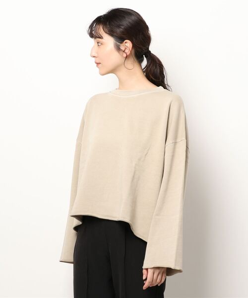 Samansa Mos2(サマンサ モスモス)の「ピグメント加工裏毛バックロゴ刺繍スウェット(スウェット・レディース・グリーン/ネイビー/ピンク/ブラウン/ベージュ/マスタード・フリ-)」の16枚目の写真