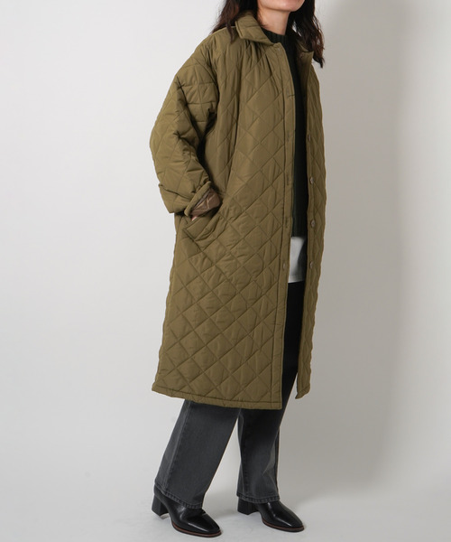 VENCEEXCHANGE(ヴァンスエクスチェンジ)の「【WEB限定】マイクロタフタキルティングロングジャケット(ステンカラーコート・レディース・ブラック/ダークグリーン・M)」の9枚目の写真