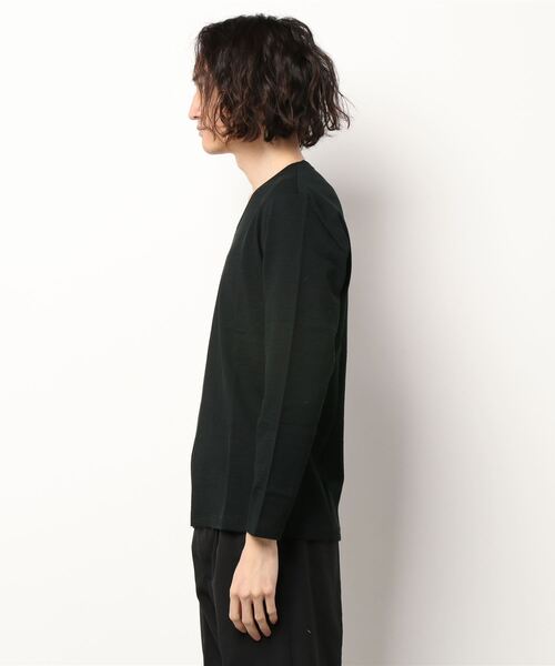 HIDEAWAYS NICOLE（ハイダウェイニコル）の「ナローサッカーストライプ長袖Vネック（Tシャツ/カットソー・メンズ・ホワイト×ブラック/オフホワイト/ブラック・MEDIUM/LARGE/X-LARGE）」の4枚目の写真