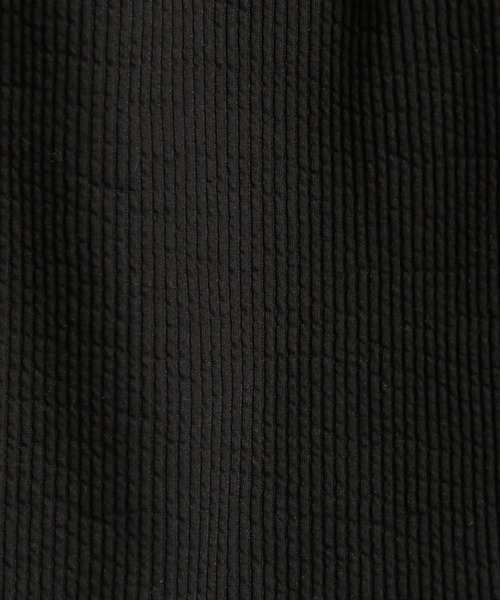 HIDEAWAYS NICOLE（ハイダウェイニコル）の「ナローサッカーストライプ長袖Vネック（Tシャツ/カットソー・メンズ・ホワイト×ブラック/オフホワイト/ブラック・MEDIUM/LARGE/X-LARGE）」の8枚目の写真