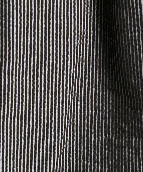 HIDEAWAYS NICOLE（ハイダウェイニコル）の「ナローサッカーストライプ長袖Vネック（Tシャツ/カットソー・メンズ・ホワイト×ブラック/オフホワイト/ブラック・MEDIUM/LARGE/X-LARGE）」の7枚目の写真