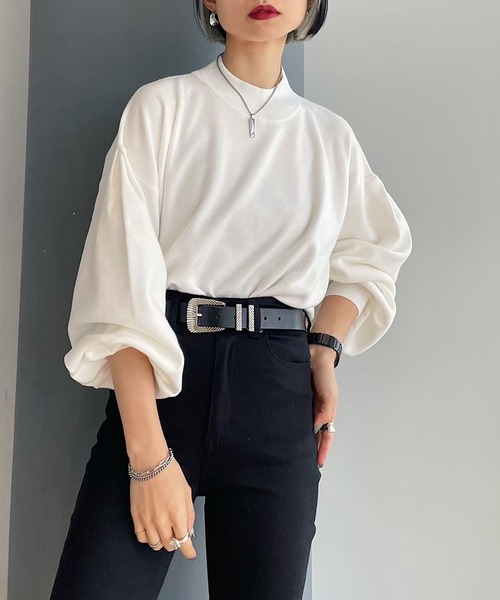 PAGEBOY(ページボーイ)の「ハイネックボリュームプルオーバー(ニット/セーター・レディース・パープル/ブラウン/オフホワイト/グレイッシュベージュ/ブルー系その他/グリーン系その他7/ブラック・FREE)」の2枚目の写真