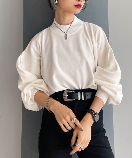 PAGEBOY(ページボーイ)の「ハイネックボリュームプルオーバー(ニット/セーター・レディース・パープル/ブラウン/オフホワイト/グレイッシュベージュ/ブルー系その他/グリーン系その他7/ブラック・FREE)」の11枚目の写真