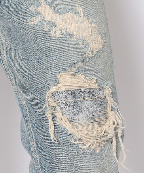 BACKLASH（バックラッシュ）の「ISAMUKATAYAMA BACKLASH/イサムカタヤマ バックラッシュ/デストロイデニムパンツ（デニムパンツ・メンズ・ライトインディゴブルー・LARGE/MEDIUM）」の6枚目の写真
