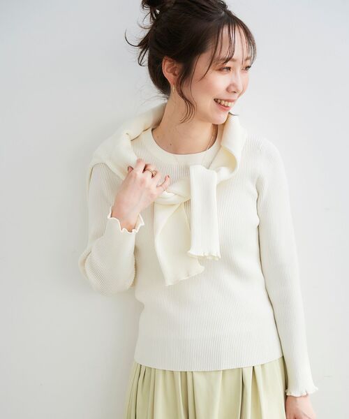 le.coeur blanc(ルクールブラン)の「ハトメ付きリブニットカーディガン(カーディガン/ボレロ・レディース・アイボリー/ホワイト系その他/イエロー/ネイビー・38)」の6枚目の写真