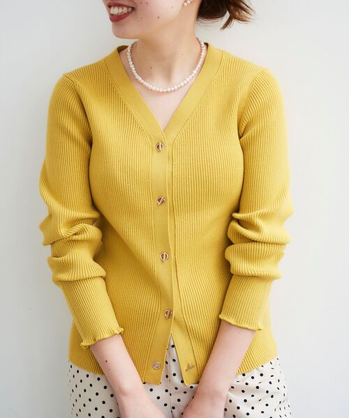 le.coeur blanc(ルクールブラン)の「ハトメ付きリブニットカーディガン(カーディガン/ボレロ・レディース・アイボリー/ホワイト系その他/イエロー/ネイビー・38)」の15枚目の写真