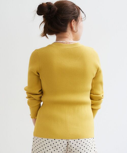 le.coeur blanc(ルクールブラン)の「ハトメ付きリブニットカーディガン(カーディガン/ボレロ・レディース・アイボリー/ホワイト系その他/イエロー/ネイビー・38)」の17枚目の写真