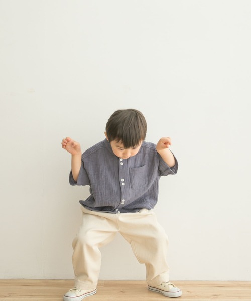 URBAN RESEARCH DOORS(アーバンリサーチドアーズ)の「Wガーゼバンドカラーシャツ(KIDS)(シャツ/ブラウス・キッズ・ベージュ/ブルー・135/105/120)」の11枚目の写真