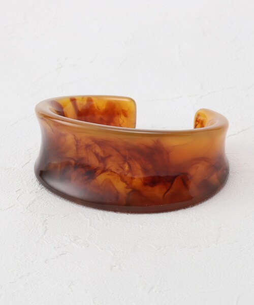 THE SHOP TK (ザ ショップ ティーケー )の「◆【Nerine】マーブルアクリルバングル(ブレスレット・レディース・キャメル/アイボリー/ブラウン系その他・00)」の4枚目の写真