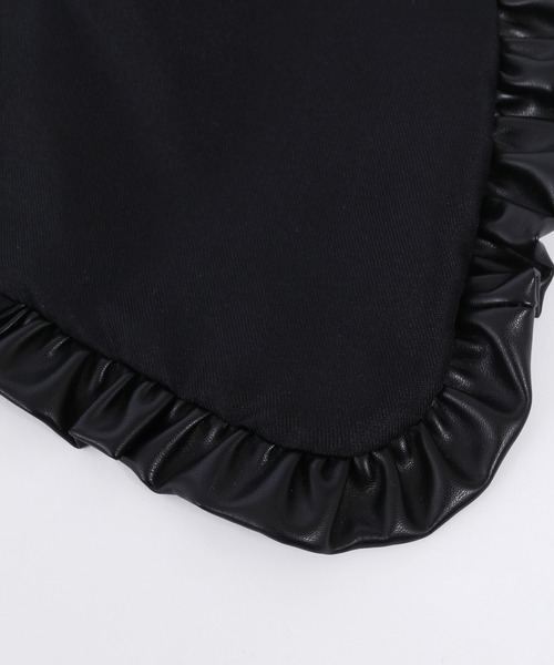 WC(ダブル シー)の「フェイクレザー付け襟(付け襟・レディース・ホワイト/ブラック・FREE)」の4枚目の写真