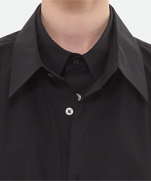 DRESSEDUNDRESSED(ドレスドアンドレスド)の「Layered Oversized Shirt(シャツ/ブラウス・メンズ・ホワイト/ブラック/サックスブルー・2/4/3)」の7枚目の写真