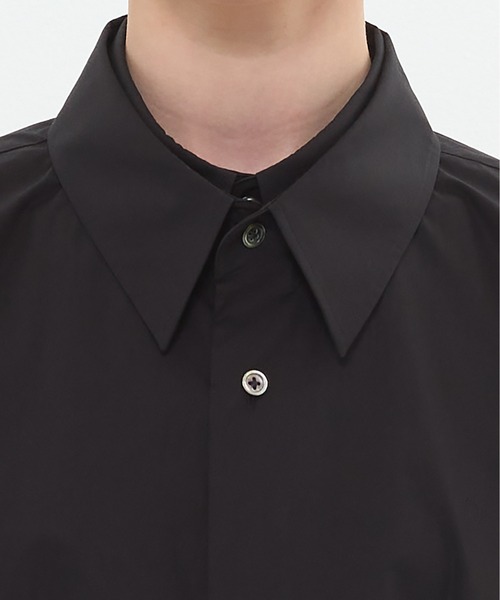 DRESSEDUNDRESSED(ドレスドアンドレスド)の「Layered Oversized Shirt(シャツ/ブラウス・メンズ・ホワイト/ブラック/サックスブルー・2/4/3)」の8枚目の写真