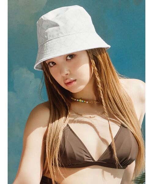 CALNAMUR（カルナムール）の「カラーバケットハット（ハット・レディース・ホワイト/ブルー・FREE）」の5枚目の写真