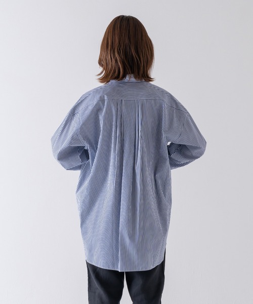BRICK & SONS(ブリックアンドサンズ)の「リラックスバックプリーツシャツ<ブルーストライプ>(シャツ/ブラウス・メンズ・ネイビー・LL/S/M/L)」の18枚目の写真
