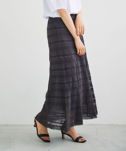 le.coeur blanc（ルクールブラン）の「ボーダーレースマーメイドスカート（スカート・レディース・ダークブラウン/アイボリー・38/36）」の11枚目の写真