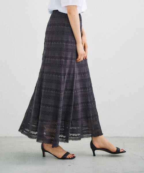 le.coeur blanc（ルクールブラン）の「ボーダーレースマーメイドスカート（スカート・レディース・ダークブラウン/アイボリー・38/36）」の16枚目の写真