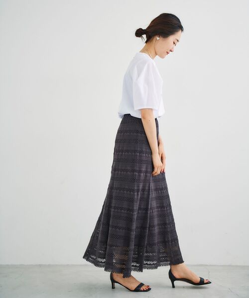 le.coeur blanc（ルクールブラン）の「ボーダーレースマーメイドスカート（スカート・レディース・ダークブラウン/アイボリー・38/36）」の6枚目の写真